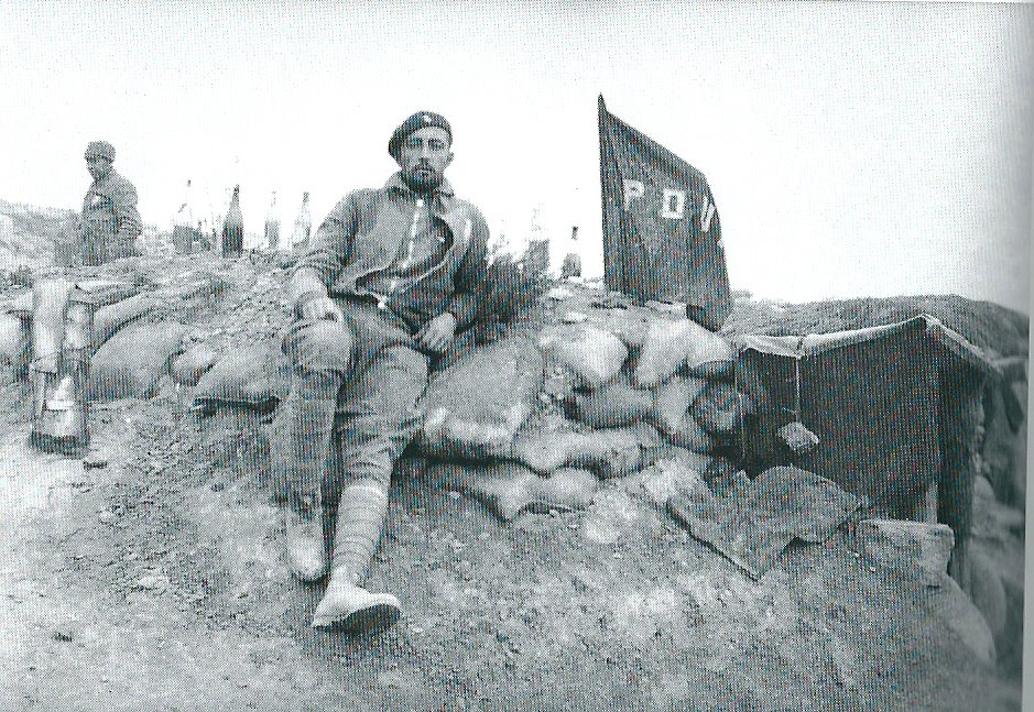 Miliciens du POUM dans la sierra de Alcubierre, sur le front d’Aragon